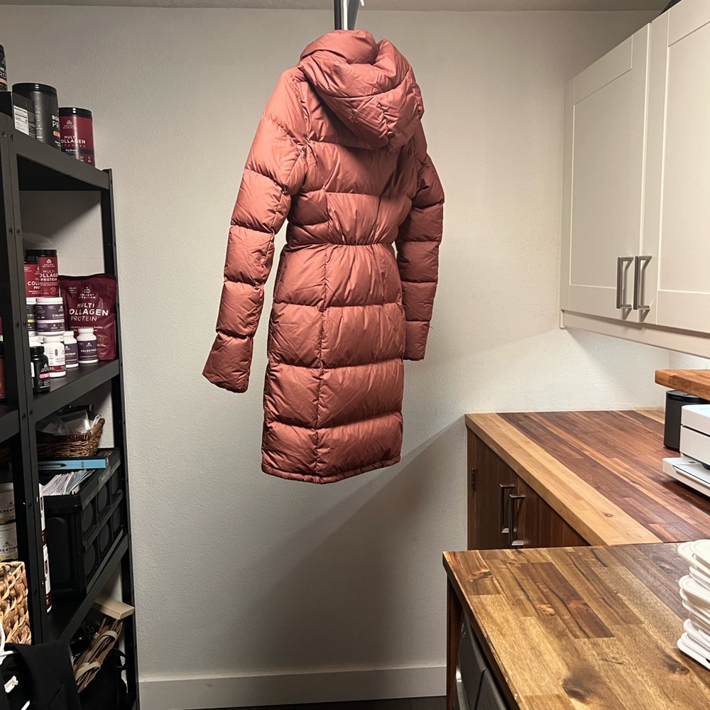 The North Face- Women's Metropolis Coat - Picture 11 of 13